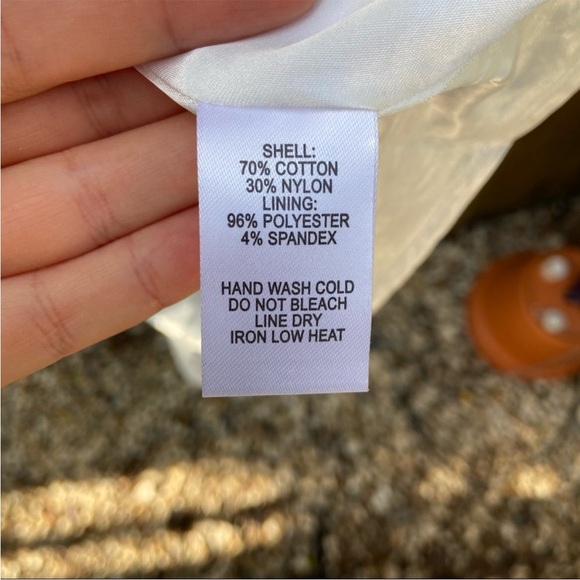 White Lace Ruffled Tiered Molinetto Maxi Dress 🌿 - Picture 11 of 12